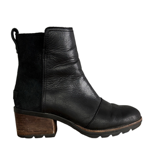 Sorel Cate Chelsea Black Leather and Suede Ankle Heeled Boots size 5.5